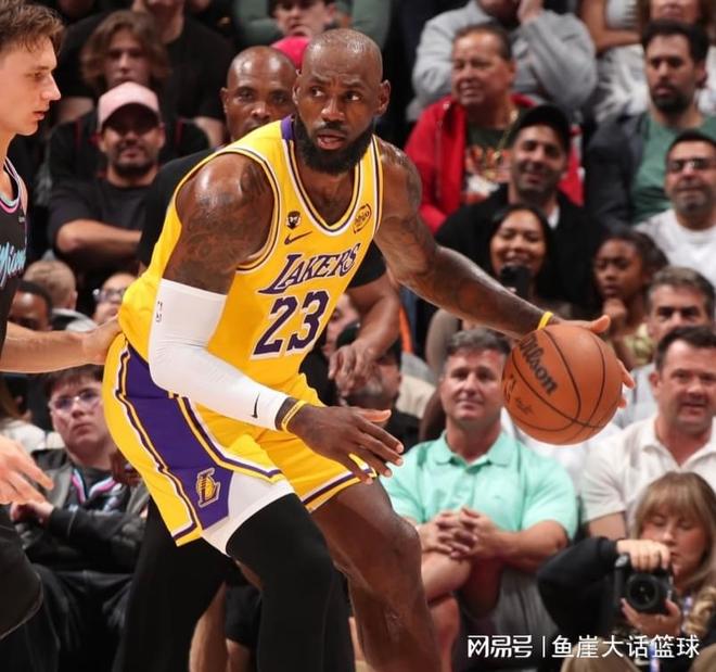 NBA常规赛多队胜负引排名波动 鹈鹕三连胜湖人八