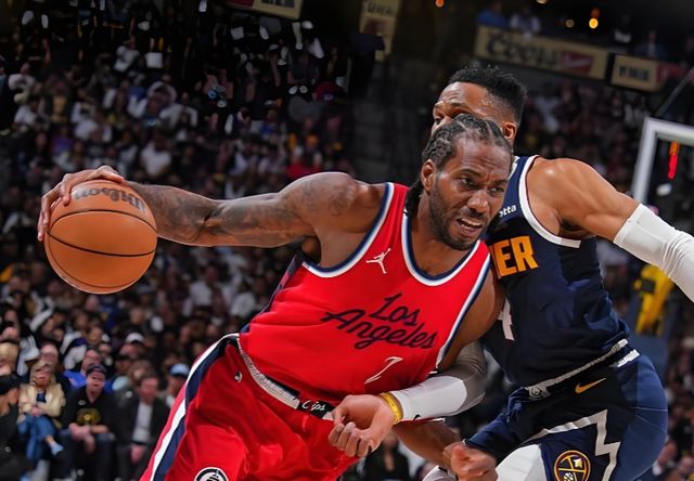 NBA季后赛争夺战：五位超级球星数据领跑，谁将