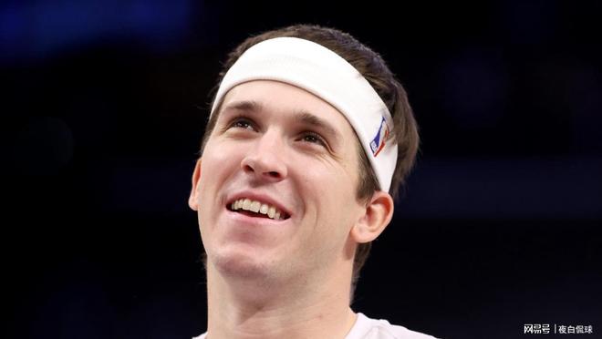 湖人计划与里夫斯续约锁定未来核心