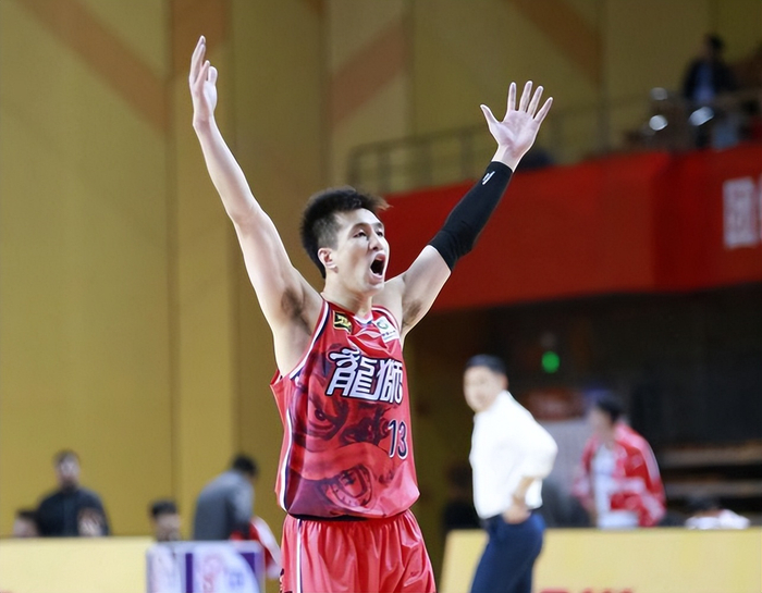 郭艾伦伤病缠身合约到期 未来归属引关注